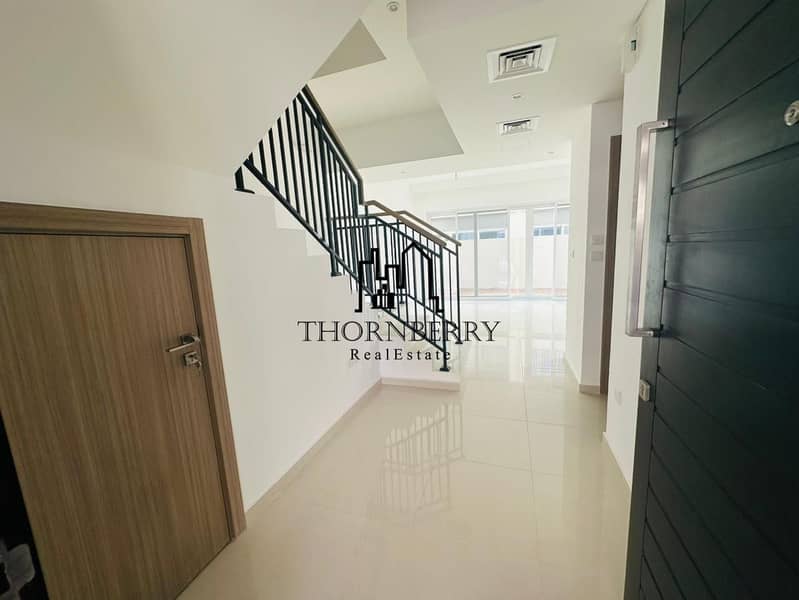 Brand New | Large Plot | End Unit | Roof Access