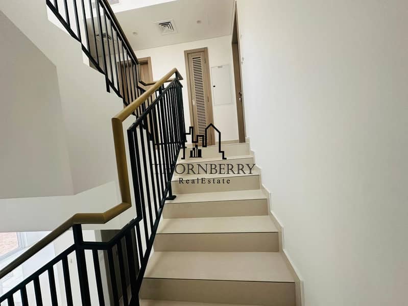 Brand New | Large Plot | End Unit | Roof Access