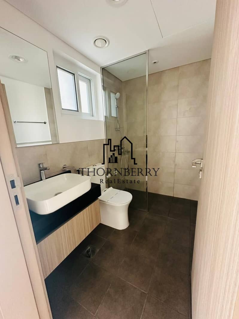 Brand New | Large Plot | End Unit | Roof Access - Image 17