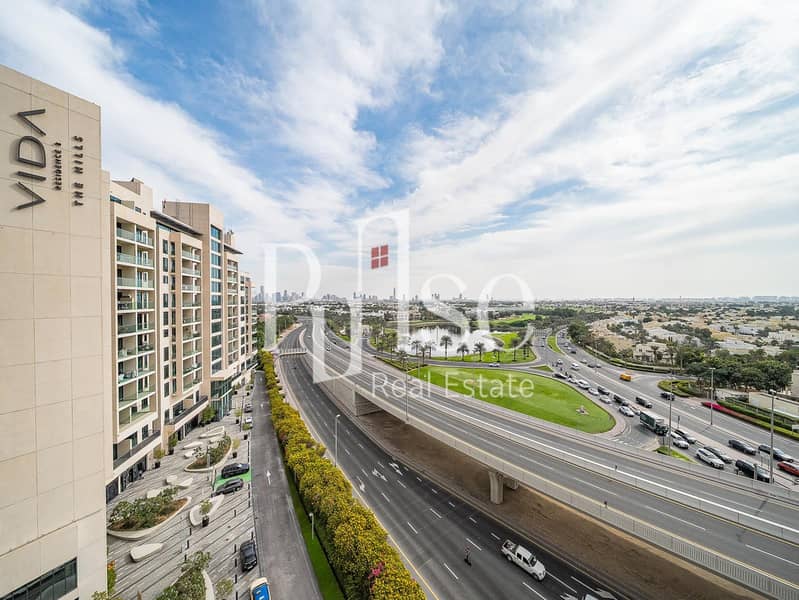 Corner 2BR | Furnished | Golf Course and Lake View - Image 16