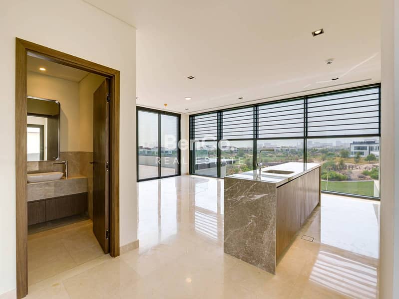 Only with BenCo | Golf Course View | 6Bed+Driver’s - Image 25