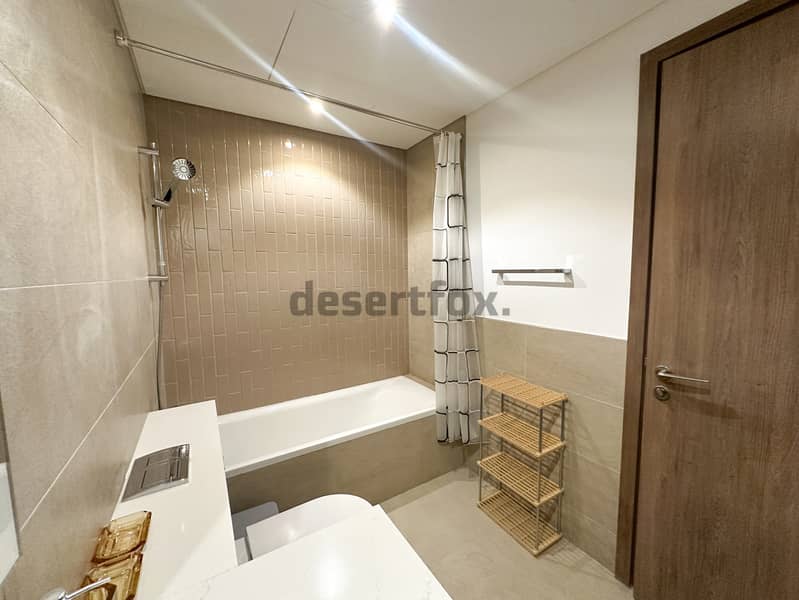 Park Facing | Central kitchen | Large layout - Image 12