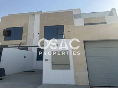 6 habitaciones Townhouse para en Alquiler en Tilal City, Sharjah - Casa adosada en Tilal City, 6 dormitorios, 210000 AED - 13726591 6 habitaciones Townhouse para en Alquiler en Tilal City, Sharjah - Casa adosada en Tilal City, 6 dormitorios, 210000 AED - 13726591