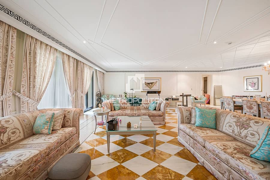 Luxury Residence | High Floor | Fully Furnished