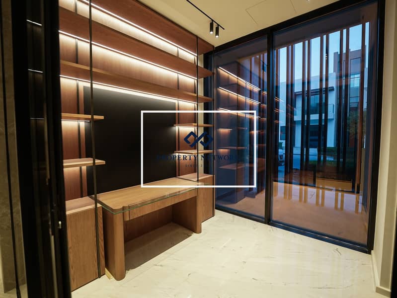 Ultra-luxurious 5-BR Villa | Ready For Handover - Image 8