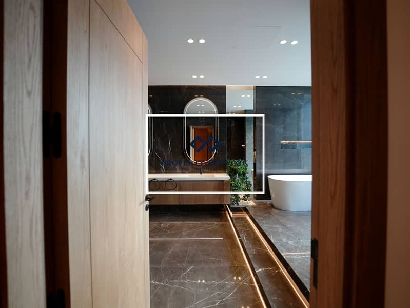 Ultra-luxurious 5-BR Villa | Ready For Handover - Image 12