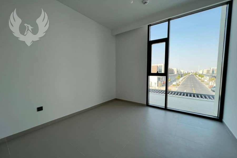 Vacant Soon | Family-Friendly | Landscaped - Image 6