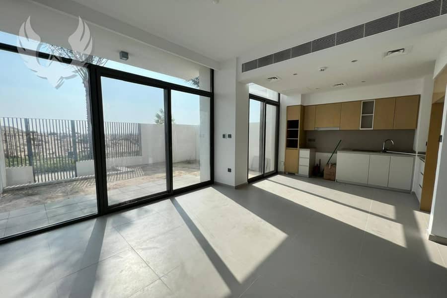 Vacant Soon | Family-Friendly | Landscaped - Image 10