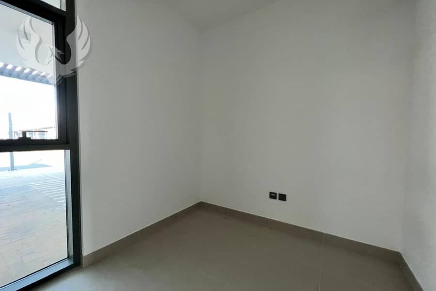 Vacant Soon | Family-Friendly | Landscaped - Image 12