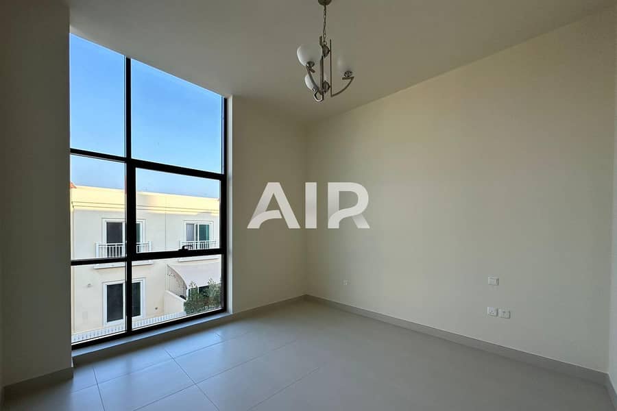 Luxury Living | Spacious | Senses at The Fields - Image 14