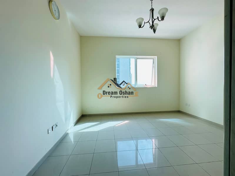 Elegant massive 2Bedroom plus Made Room | Prime Location