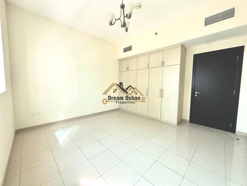 Elegant massive 2Bedroom plus Made Room | Prime Location - Image 6