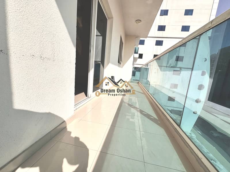 Elegant massive 2Bedroom plus Made Room | Prime Location - Image 14