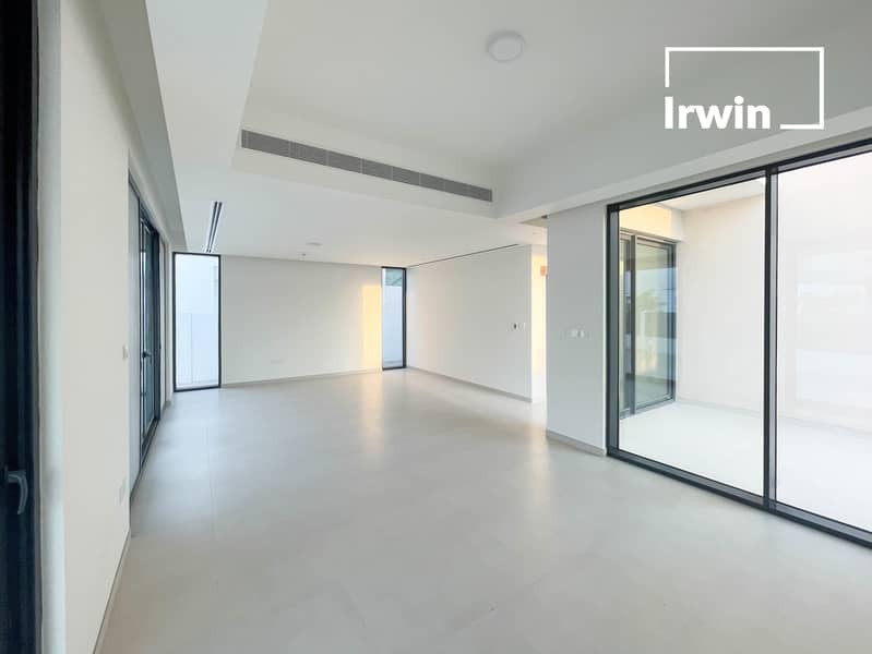 Exquisite Villa | Large Plot | Greenbelt