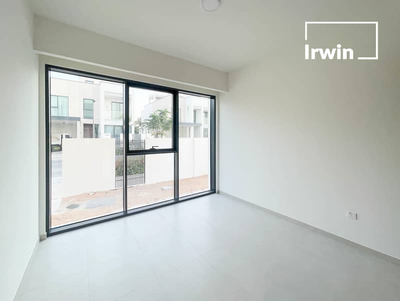 Exquisite Villa | Large Plot | Greenbelt - Image 9