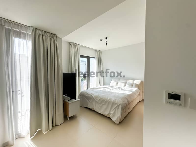 Single Row | Near Amenities | Private Garden - Image 11