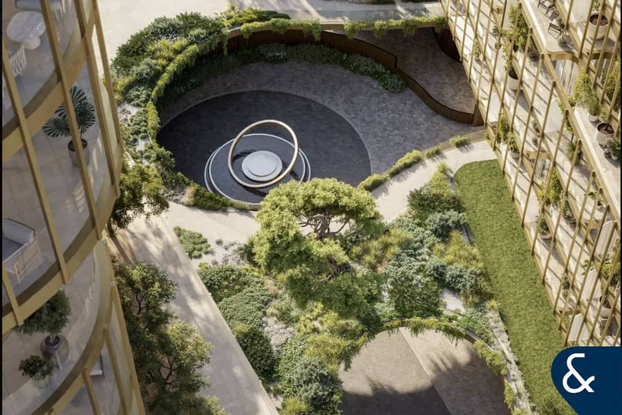 Ultra Luxury Living I Waterfront I Sea View - Image 9