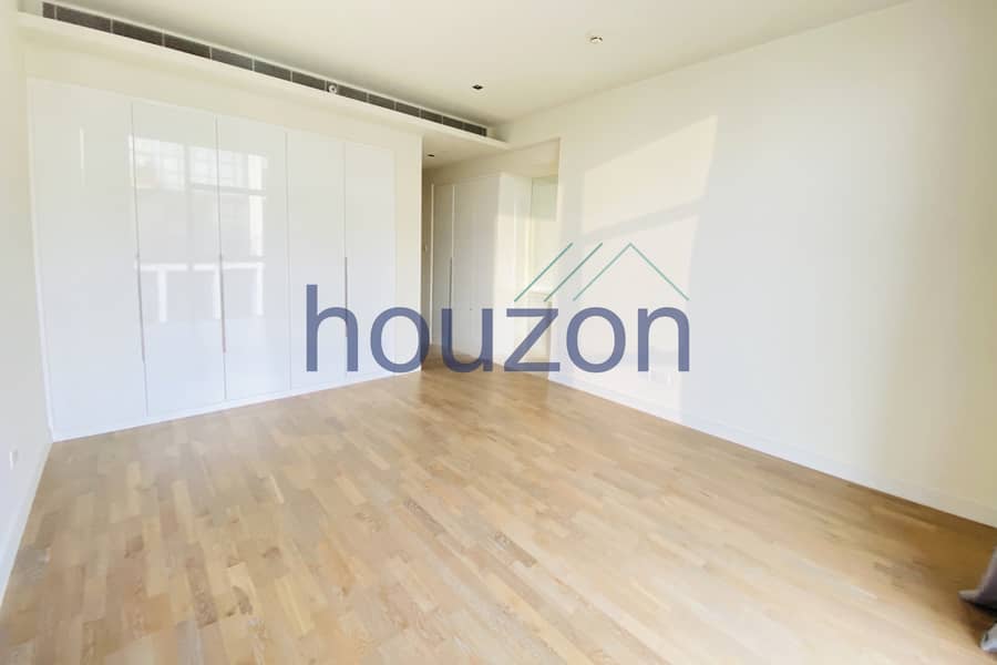 Modern + Renovated 3BR+M | Near Mall | Best Price