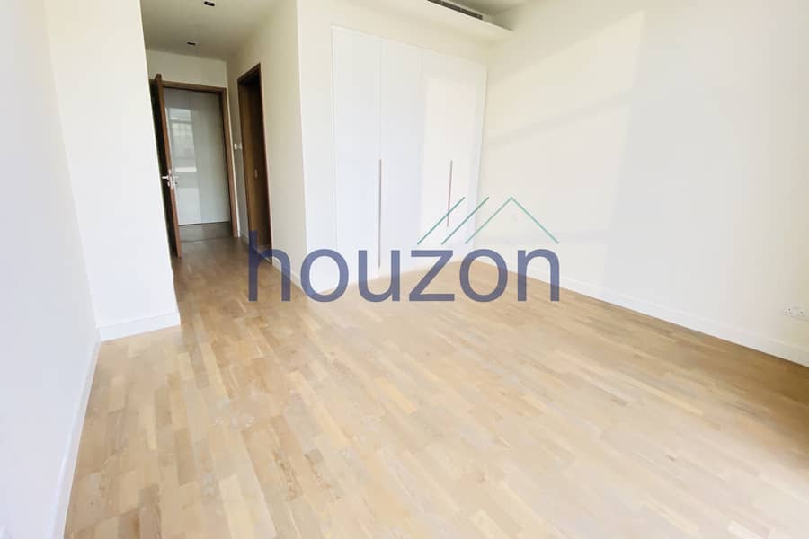 Modern + Renovated 3BR+M | Near Mall | Best Price - Image 6