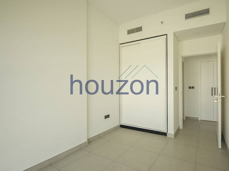 Modern 2BR | Near Park | Chiller Free | Vacant - Image 7