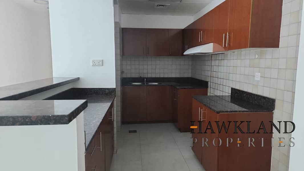 Spacious + Hall | Huge Courtyard | Pool & Park View - Image 7