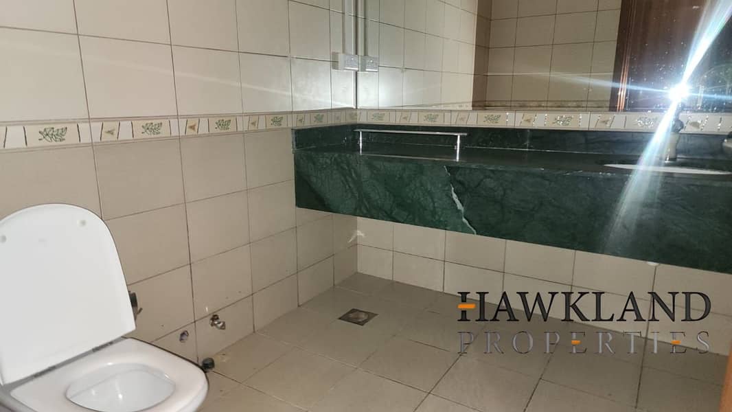 Spacious + Hall | Huge Courtyard | Pool & Park View - Image 10