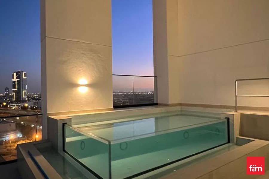 Luxury Fully Furnished | High Floor - Image 9