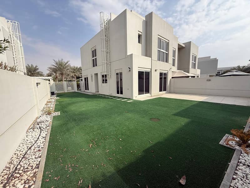 Larger Plot | 4br Type A Corner | On Pool & Park