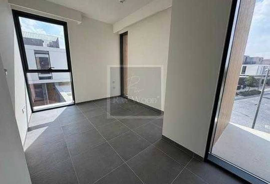 Spacious 4_Beds Twin Villas | Brand new - Image 12