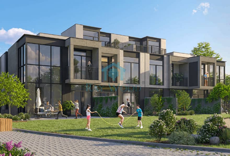 Luxury 3 Bed | near to amenities | Big Layout