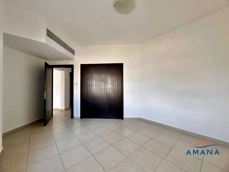 Ready For Move In Near to the Pool and Entrance