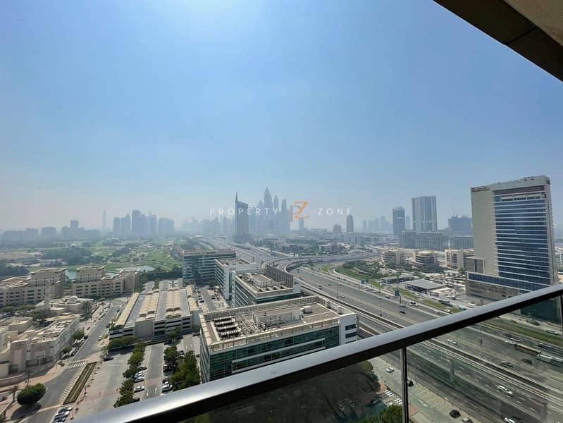 Ready to move in • Best views • Luxurious - Image 13