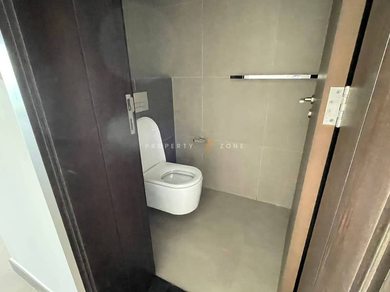 Ready to move in • Best views • Luxurious - Image 15