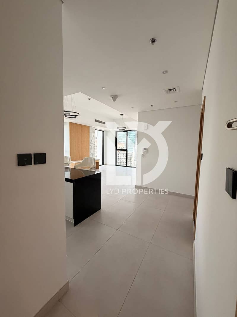 Live in Style | Elegant 3 BHK | Prime Business Bay@185000/-