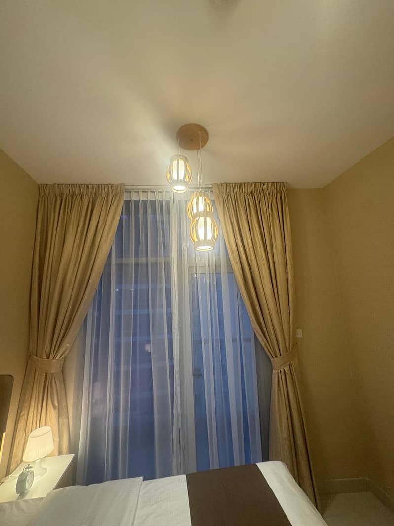 Dubai marina Free housekeeping provided every day ,Monthly 3 bedroom apartment , near JBR beach and metro station - Image 23