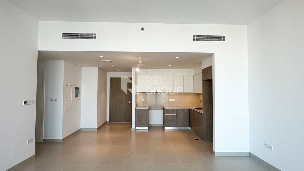 Park and Canal View | Spacious Layout | High Floor