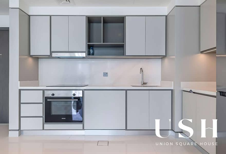 Largest 1BR | Full Sea and Marina skyline view - Image 12