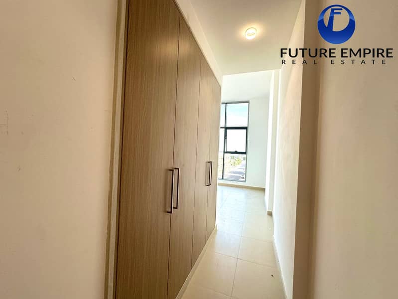 Spacious 3BHK + Maid’s Room | Vacant | Ready to Move In - Image 6