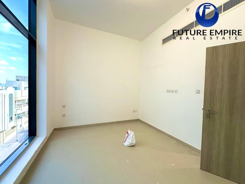 Spacious 3BHK + Maid’s Room | Vacant | Ready to Move In - Image 10