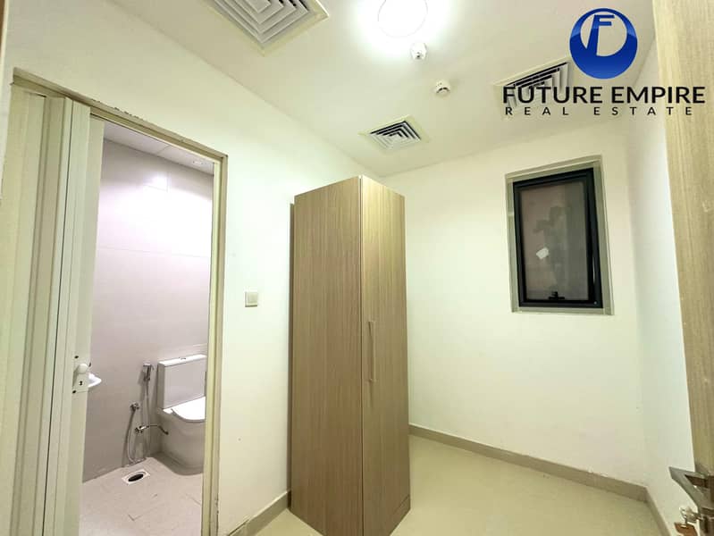 Spacious 3BHK + Maid’s Room | Vacant | Ready to Move In - Image 13