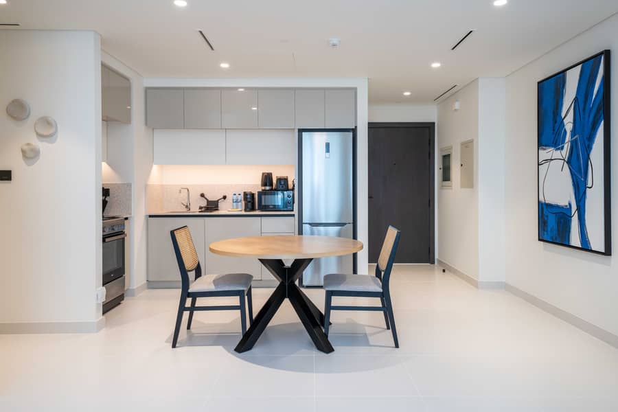 BEACH FRONT 1BR MARINA VISTA- AVAILABLE NOW - Image 7