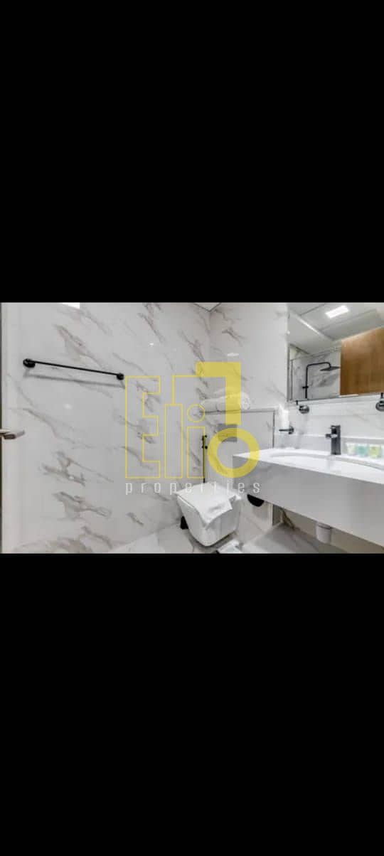 Luxury Living | PRIME LOCATION | Best deal - Image 9