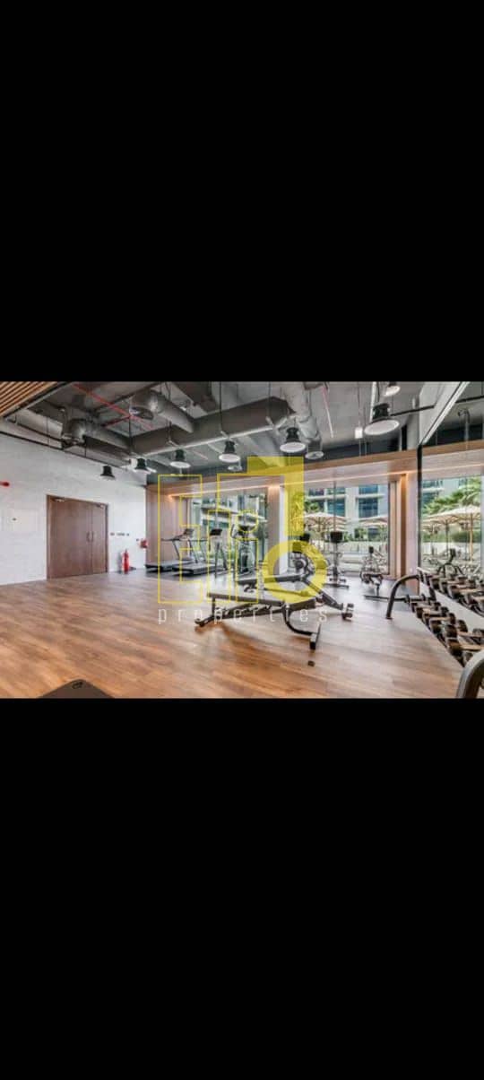 Luxury Living | PRIME LOCATION | Best deal - Image 12