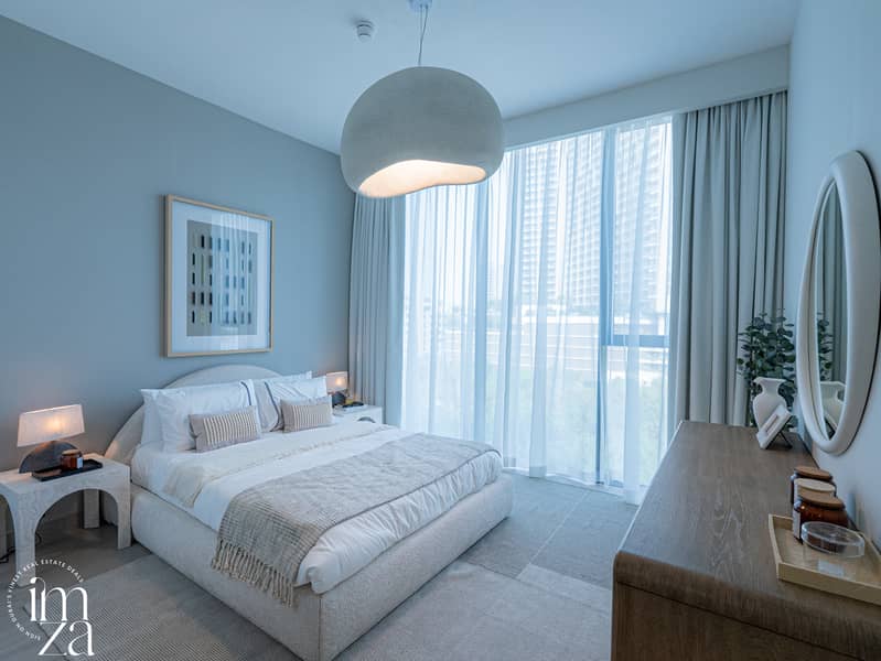 Stylish 1BR with Garden and City View | Furnished