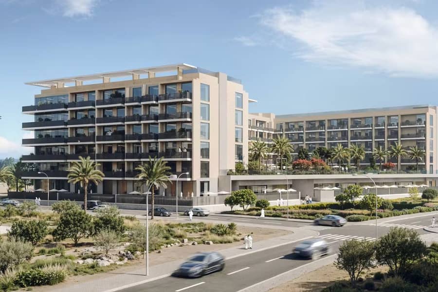 Luxurious Brand New Unit | Open Community View - Image 9