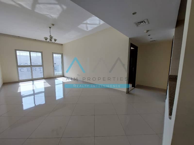 Vacant Within 1 Month | Freehold | Opposite To Silicon Central Mall