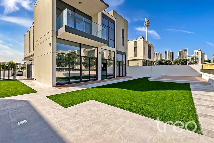 Large Plot | Landscaped | On The Pool - Image 30