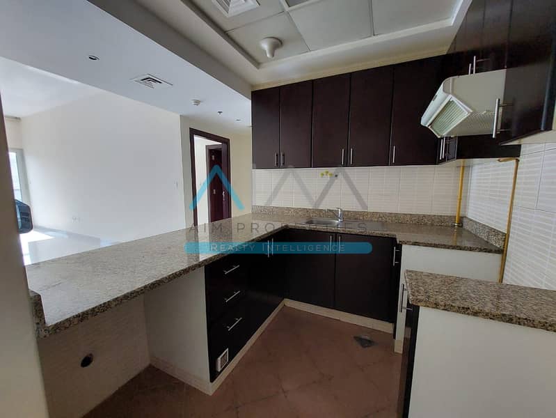 Vacant Within 1 Month | Freehold | Opposite To Silicon Central Mall - Image 11