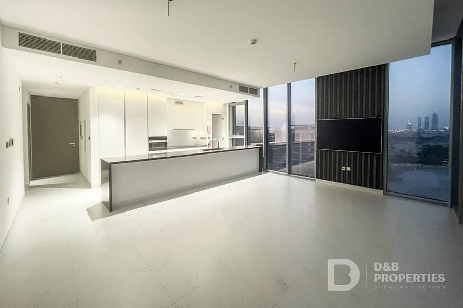 Downtown Skyline View | Maids Room | Vacant