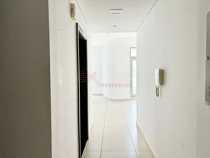 Boulevard-Facing Unit | Modern Urban Living | Perfect Location - Image 9